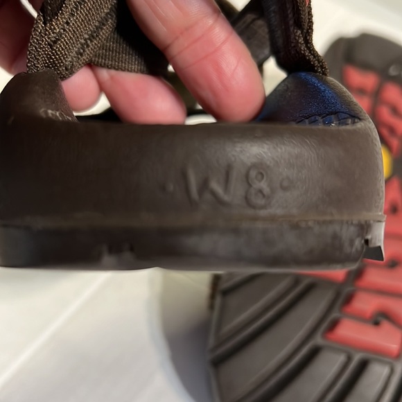 EUC Chaco Z2 Unaweep Brown Stitch performance sandal toe loop Southwestern W8 - Picture 9 of 10